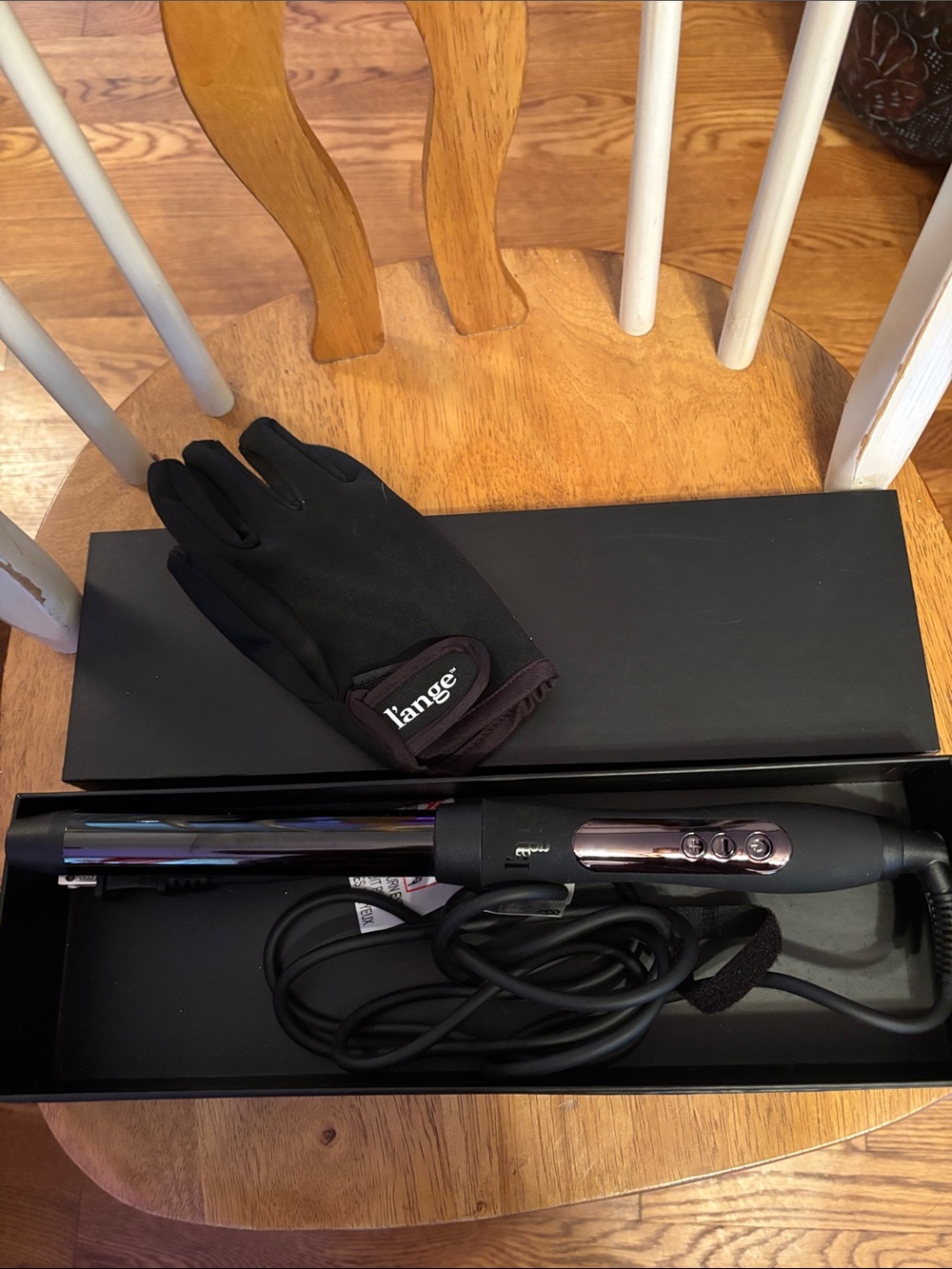 Lange  Curling Wand with Black Heat-Resistant Glove